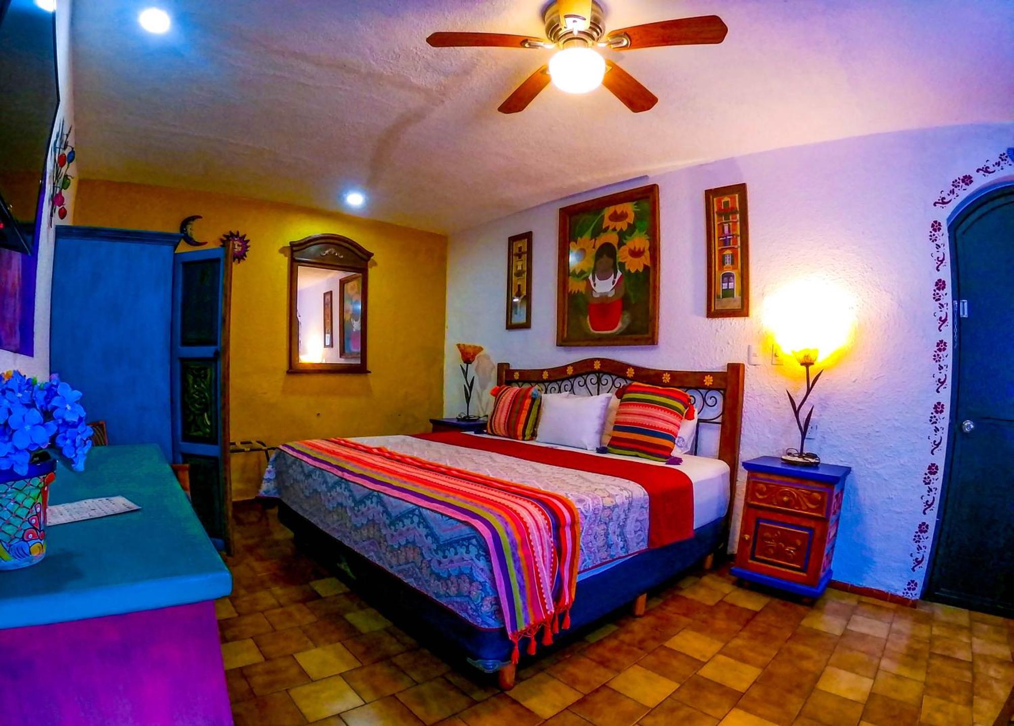 Posada Las Margaritas Tlaquepaque Kültér fotó