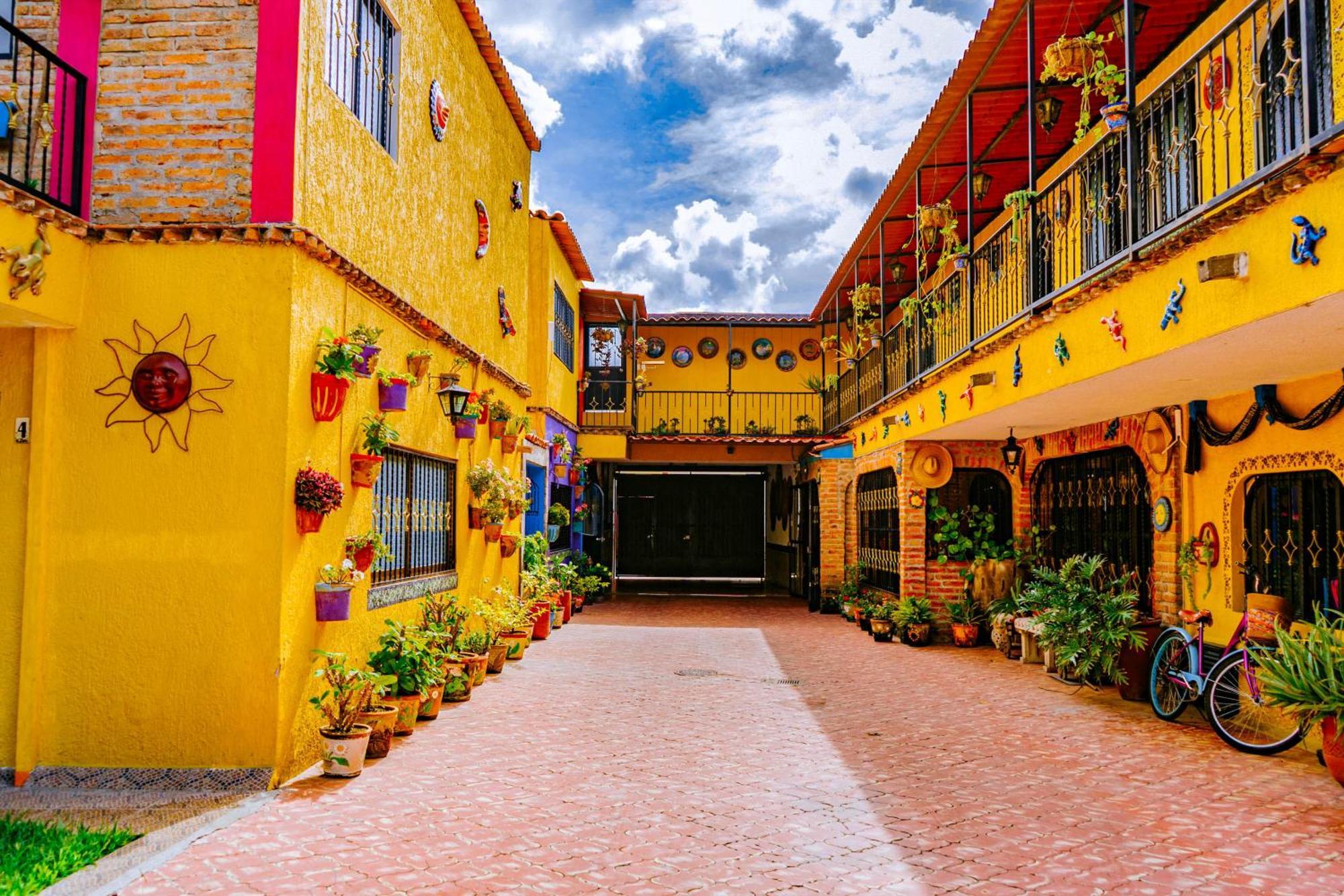Posada Las Margaritas Tlaquepaque Kültér fotó